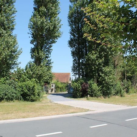 Ateljee Devlaux Bed and Breakfast Veurne Buitenkant foto