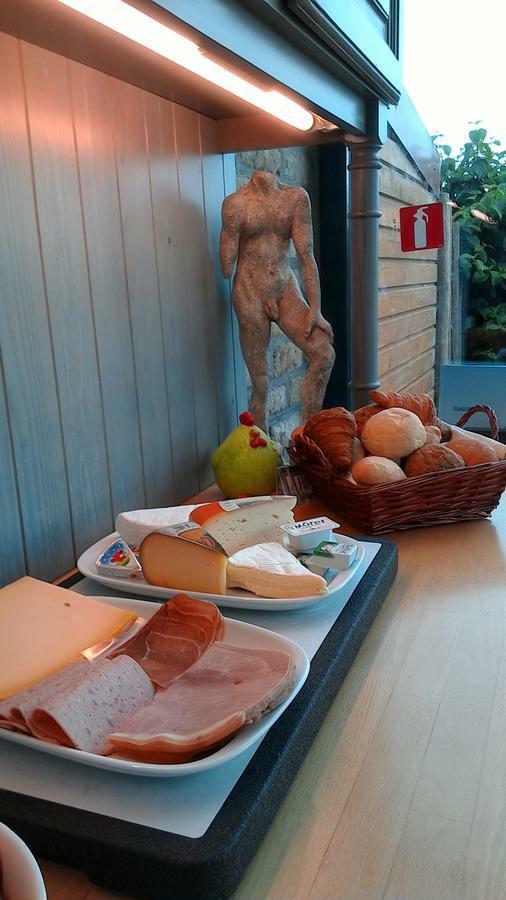 Ateljee Devlaux Bed and Breakfast Veurne Buitenkant foto